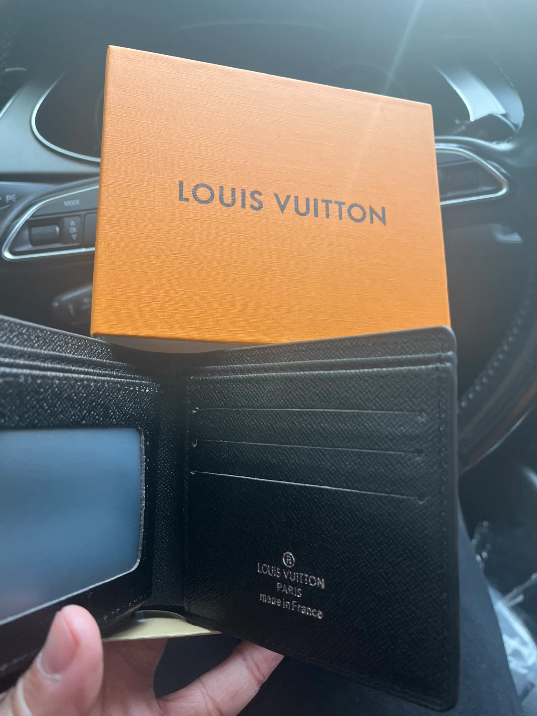 Louis Vuitton Bifold Wallet Black - photo 2