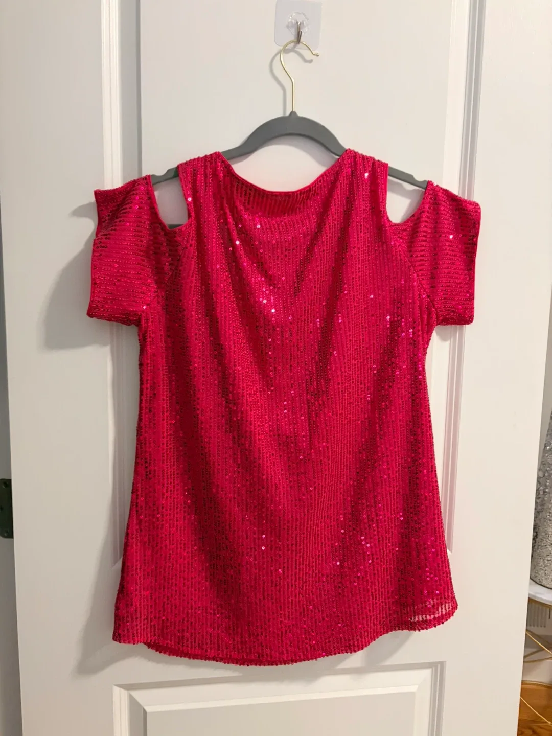Women's L Sequined Cold Shoulder Top - photo 4