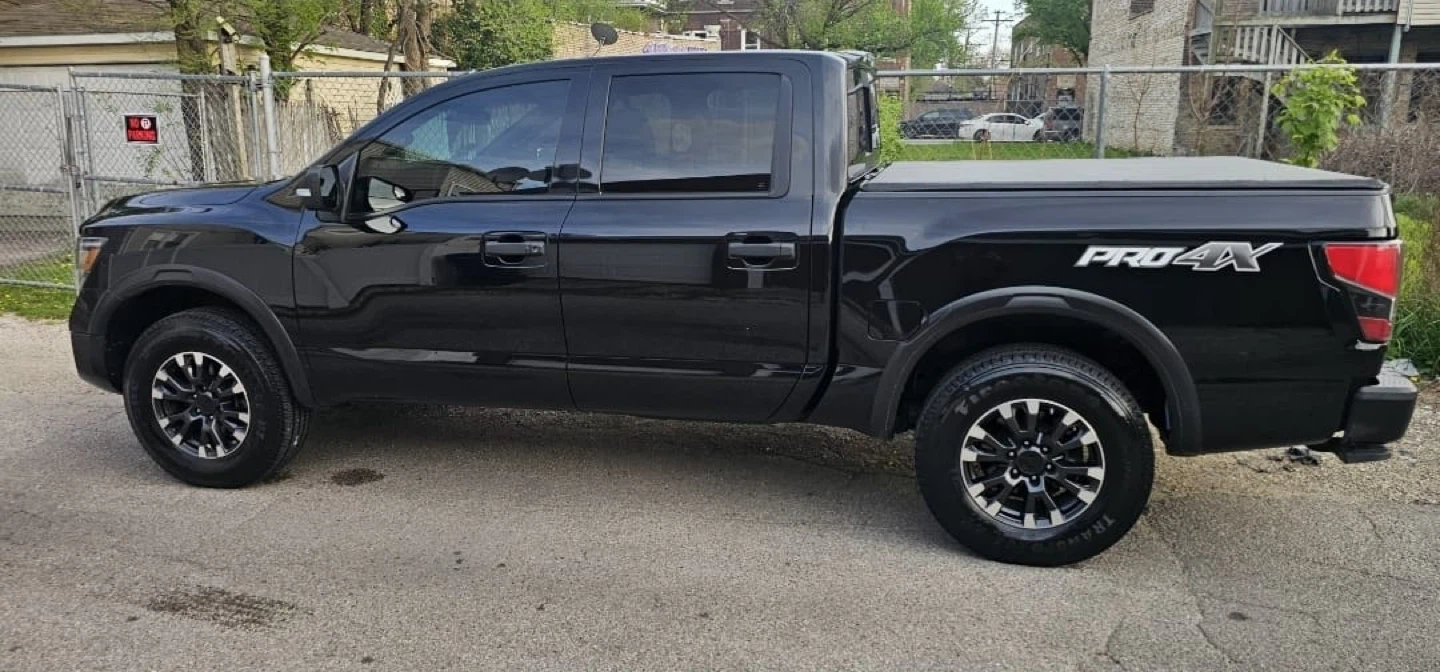 Black Nissan Titan PRO-4X Crew Cab Pickup Truck - photo 2