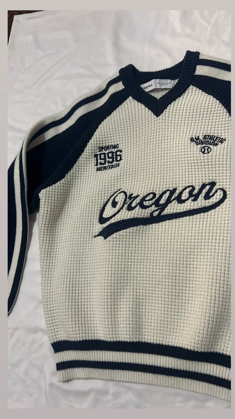 Bershka "Oregon" V-Neck Sweater