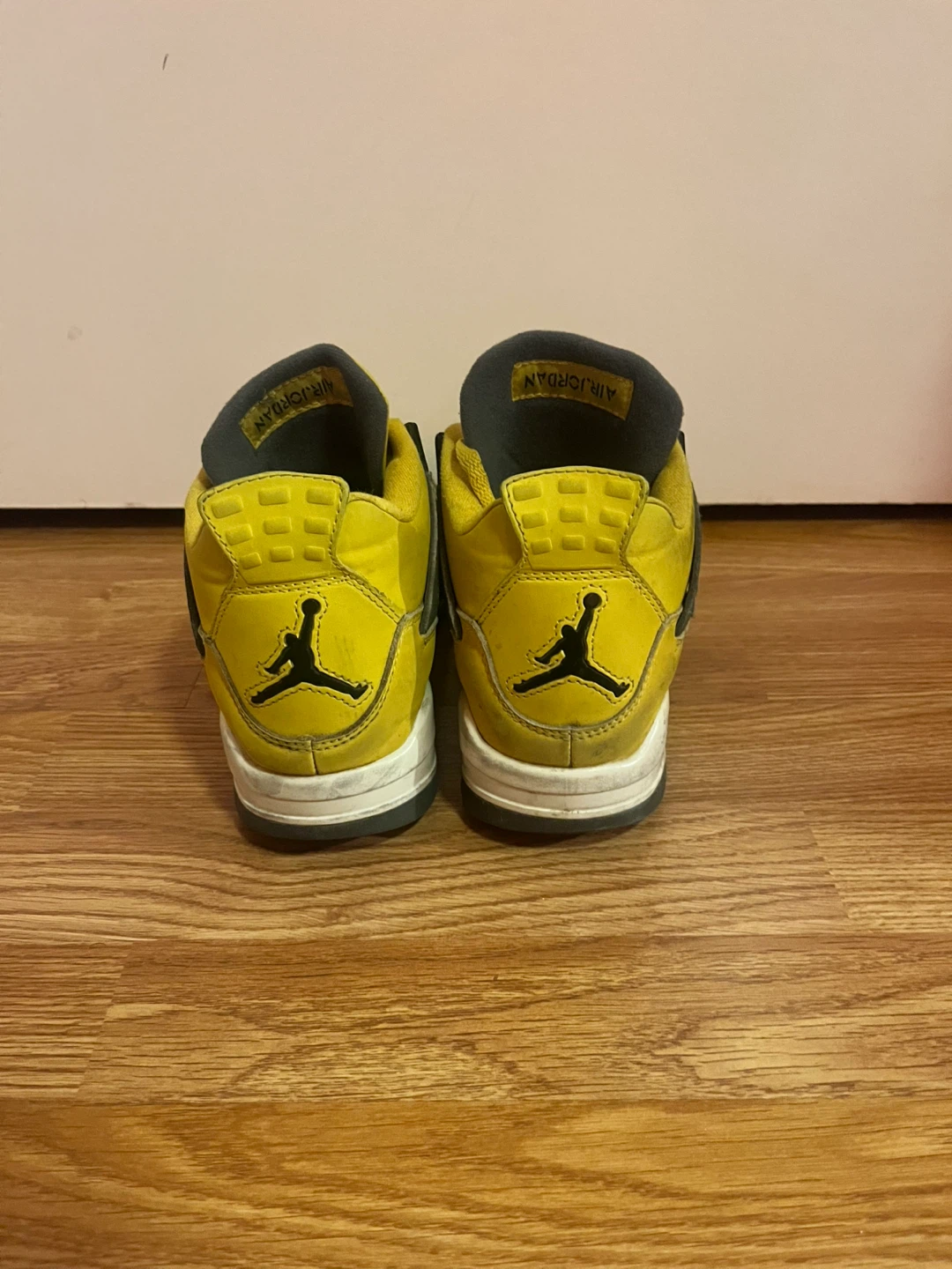 Air Jordan 4 Yellow Sneakers r3p size 8 mens - photo 3