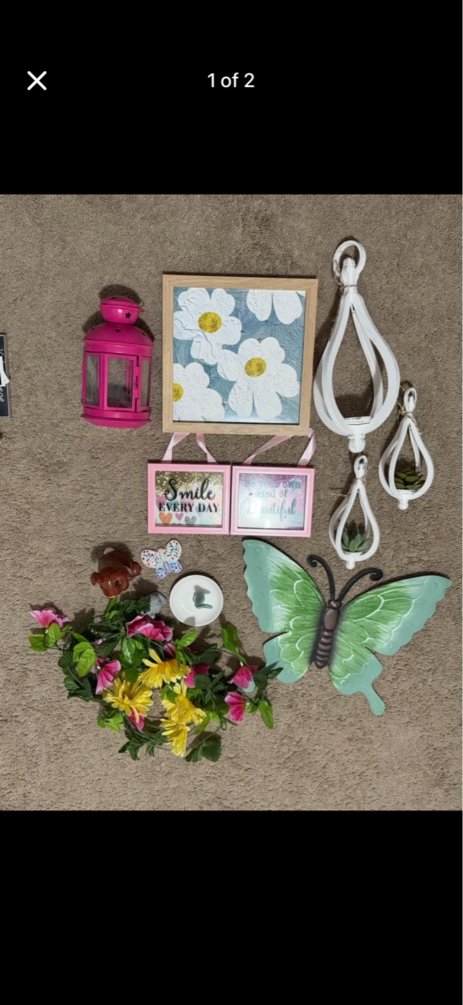 Assorted Home Decor Items - photo 2