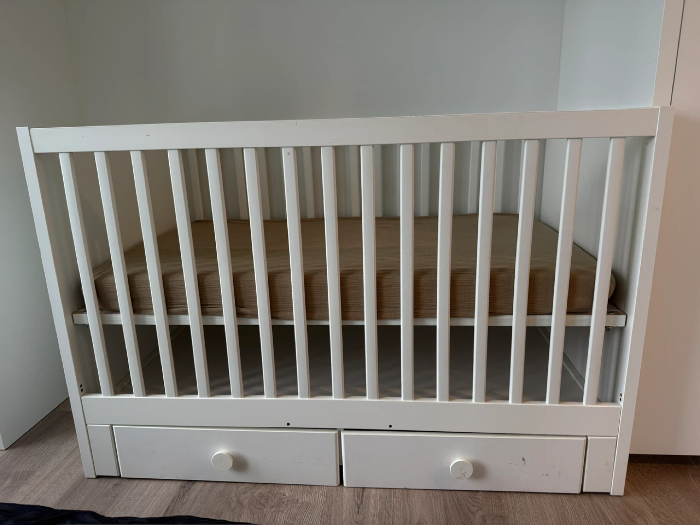 White Baby Crib with Drawers