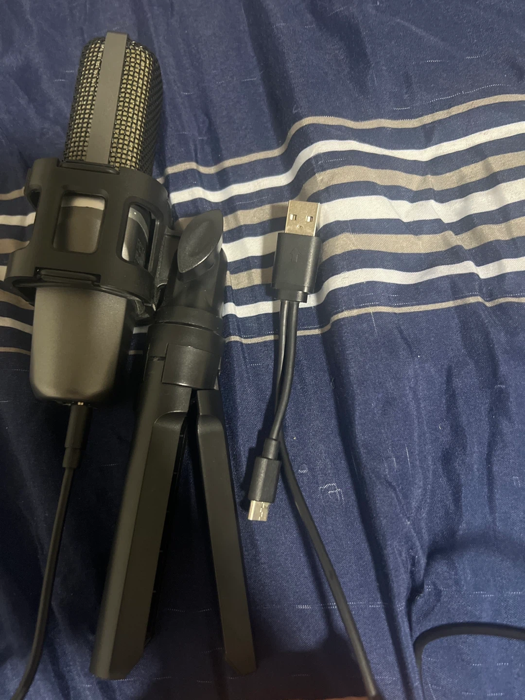Donner UA-22 USB and USB C Microphone with Tripod - photo 4