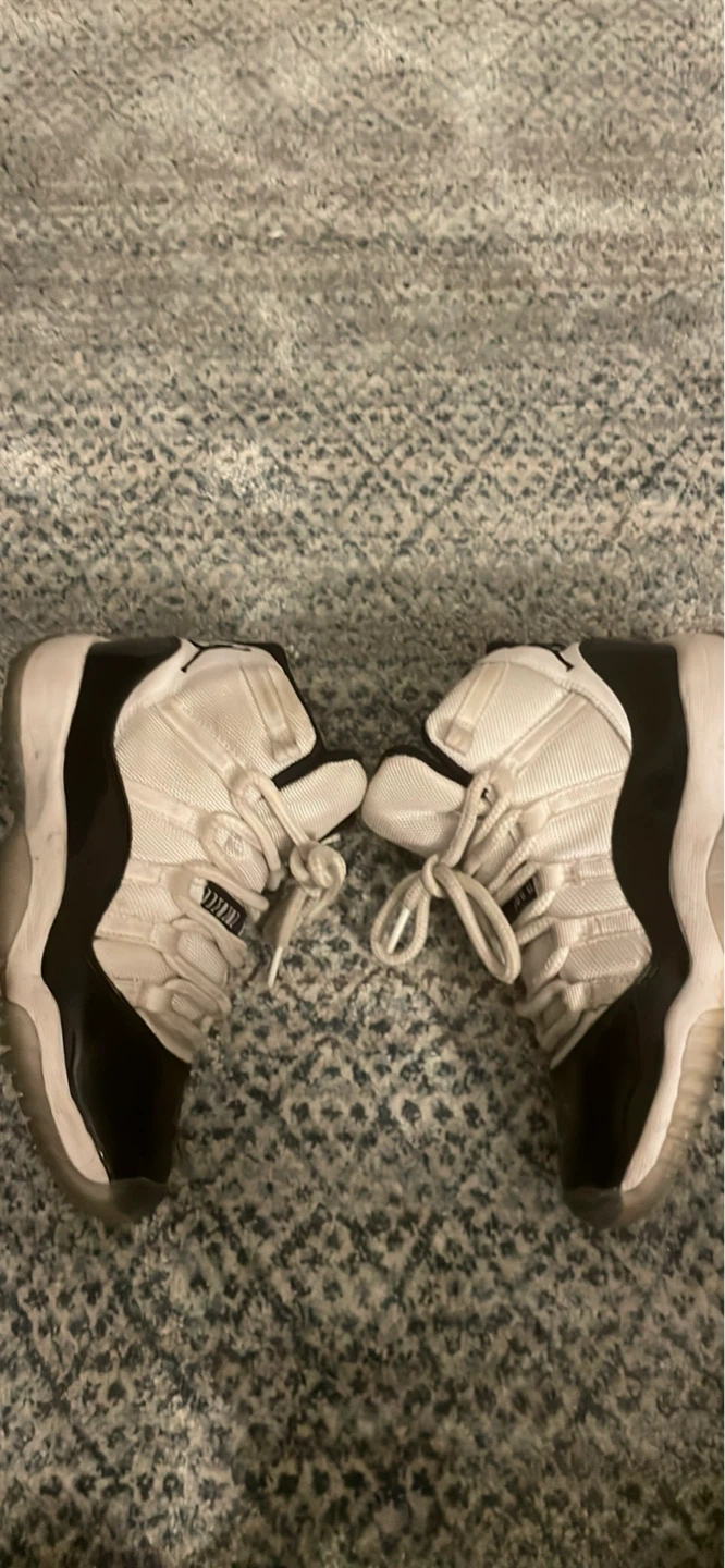 Air Jordan 11 Retro Concord - photo 2