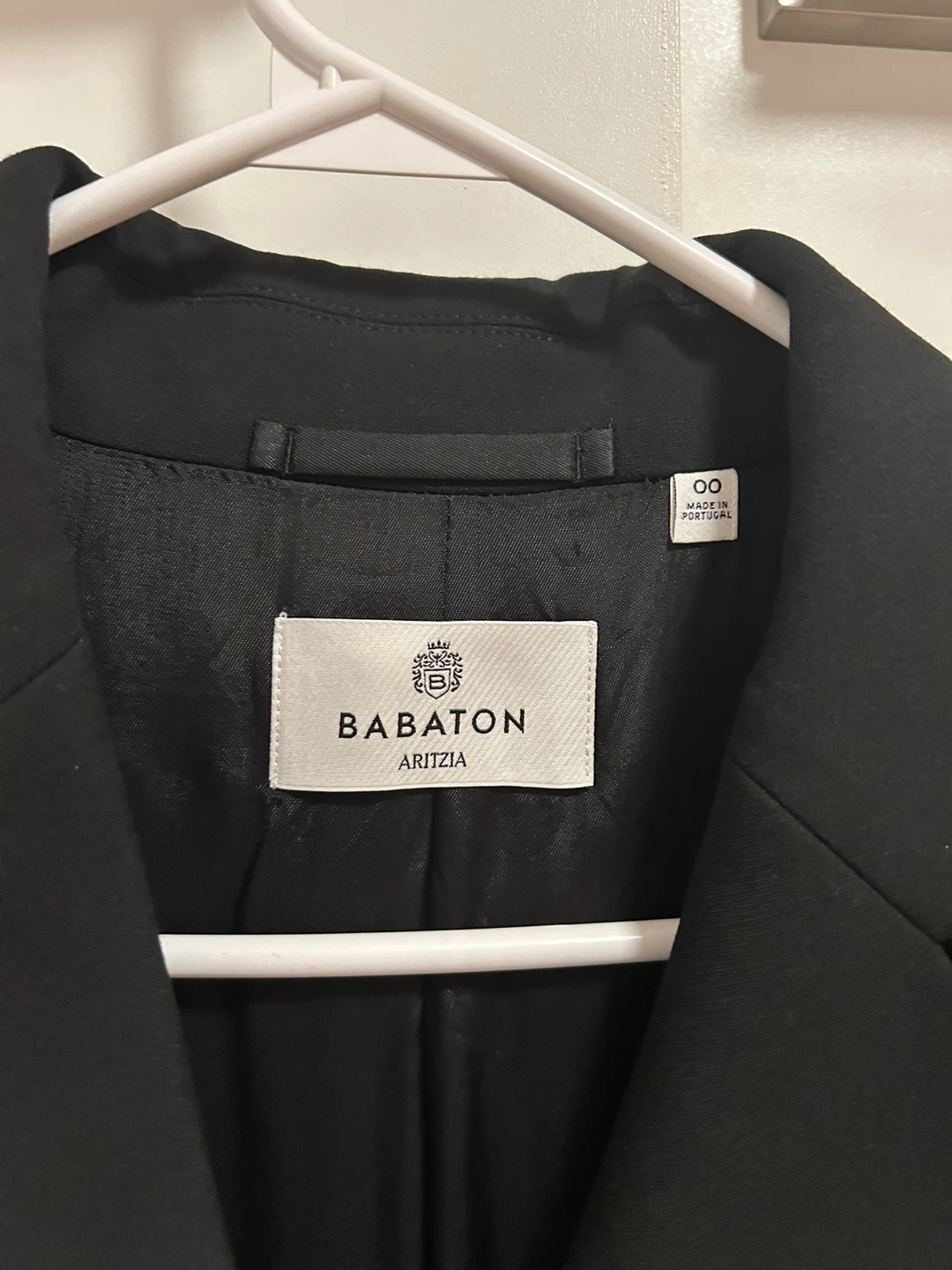 Babaton Black Blazer - photo 3