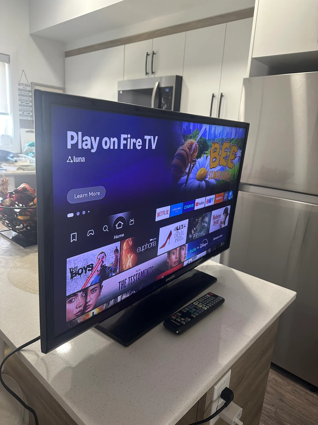 32” Samsung TV | Non smart | Excellent Condition