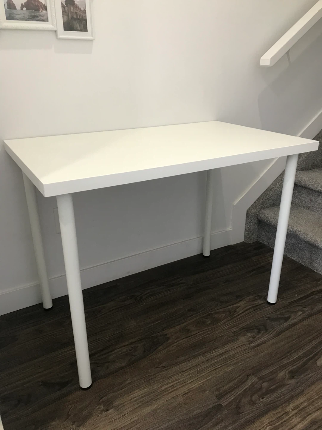 White rectangular desk - photo 2