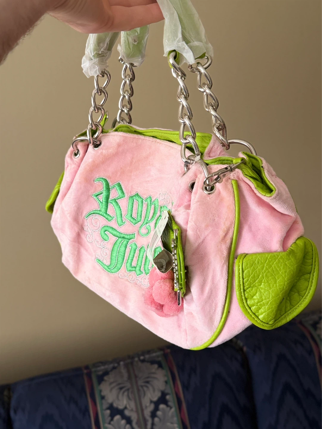 Juicy Couture Pink Velour Handbag - photo 4