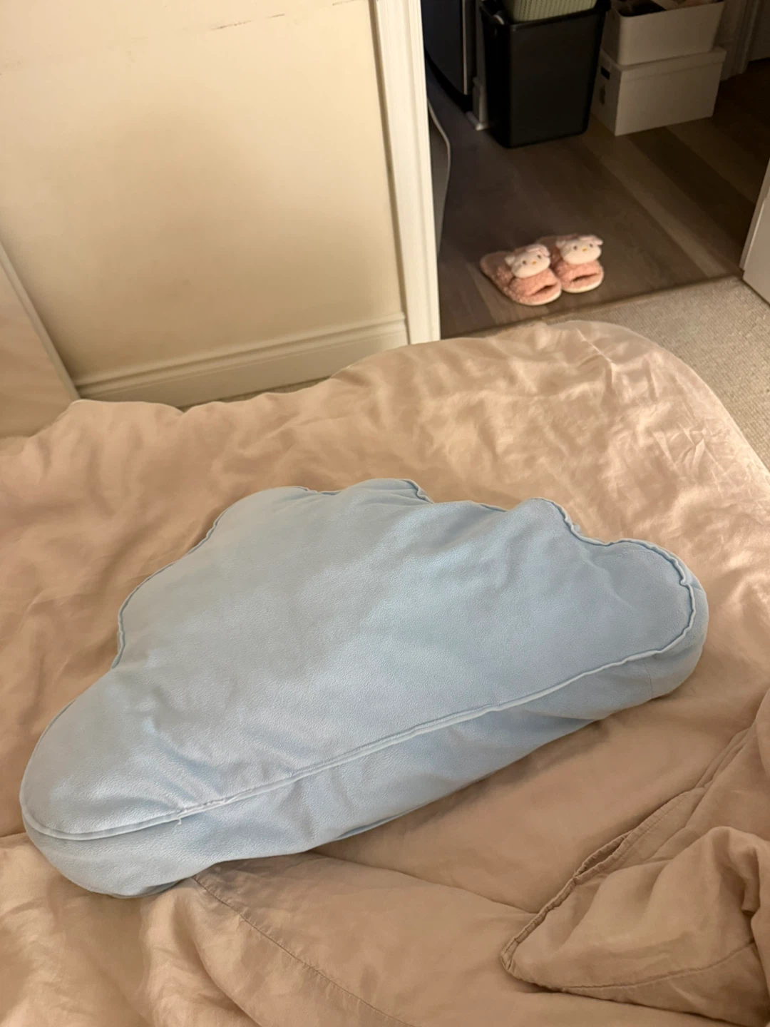 IKEA （out of print）Blue Cloud Pillow - photo 2