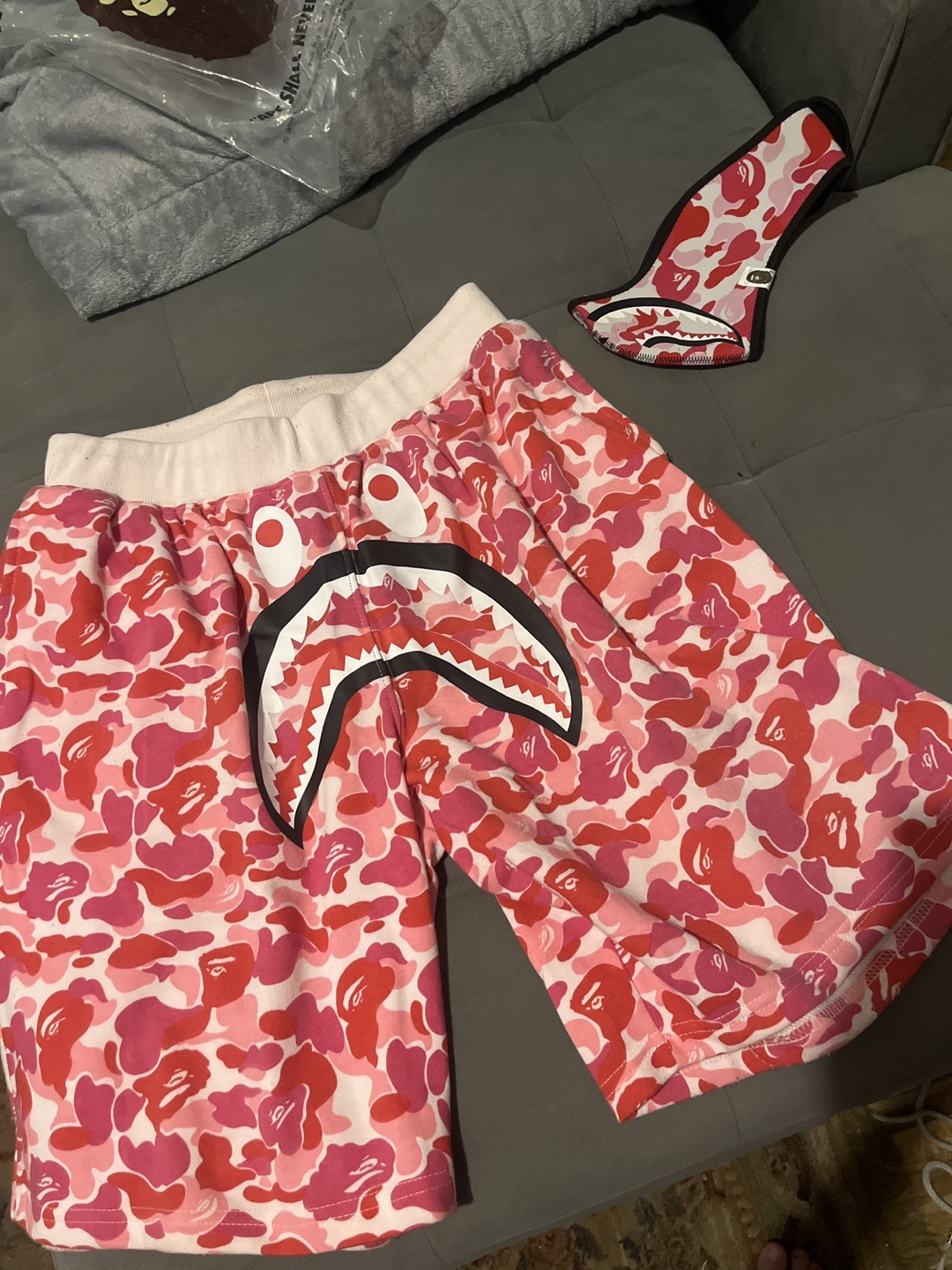 A Bathing Ape BAPE Pink Camo Shark Face Shorts and Mask Bundle - photo 2