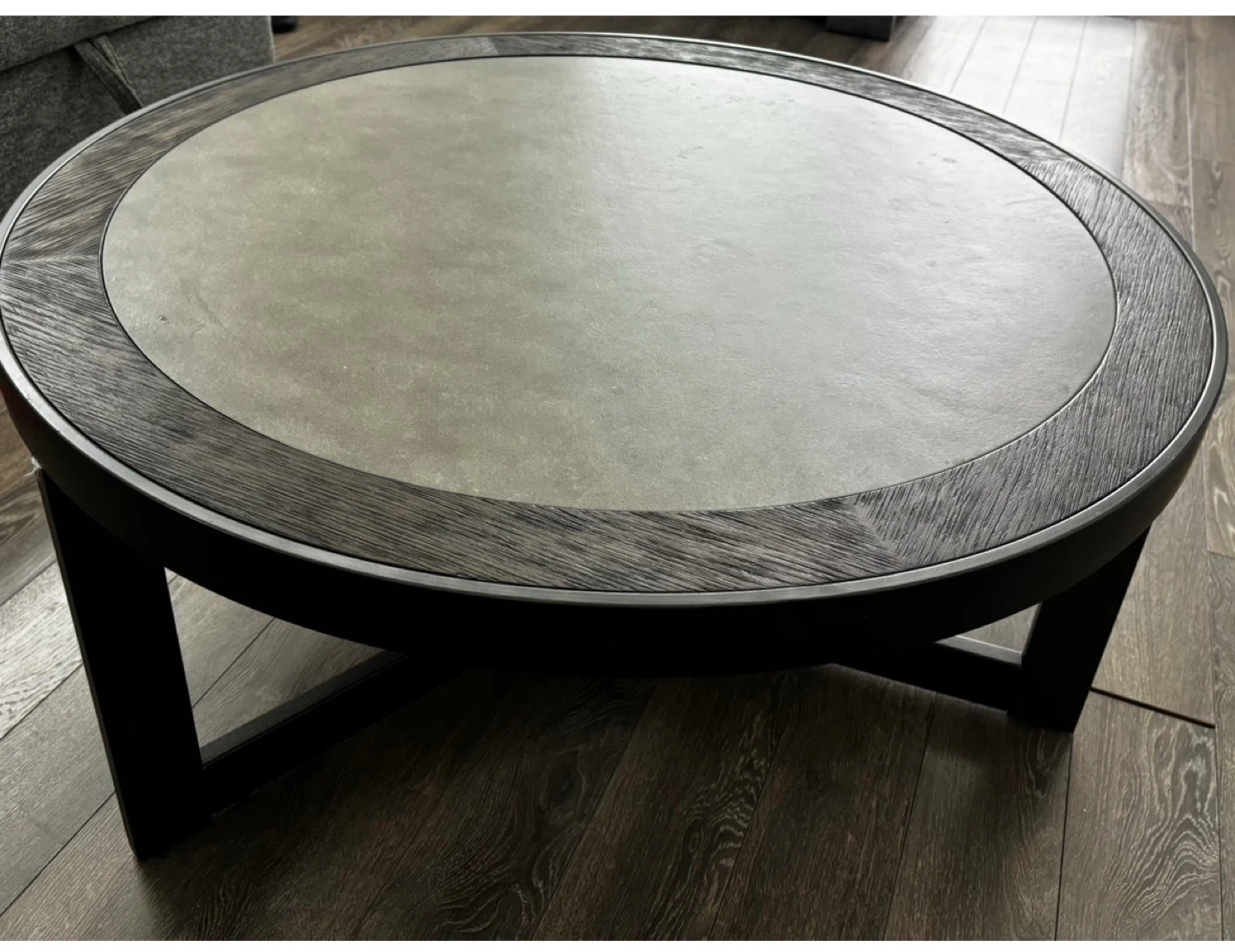Round Coffee Table with Wood and Stone Finish - photo 2
