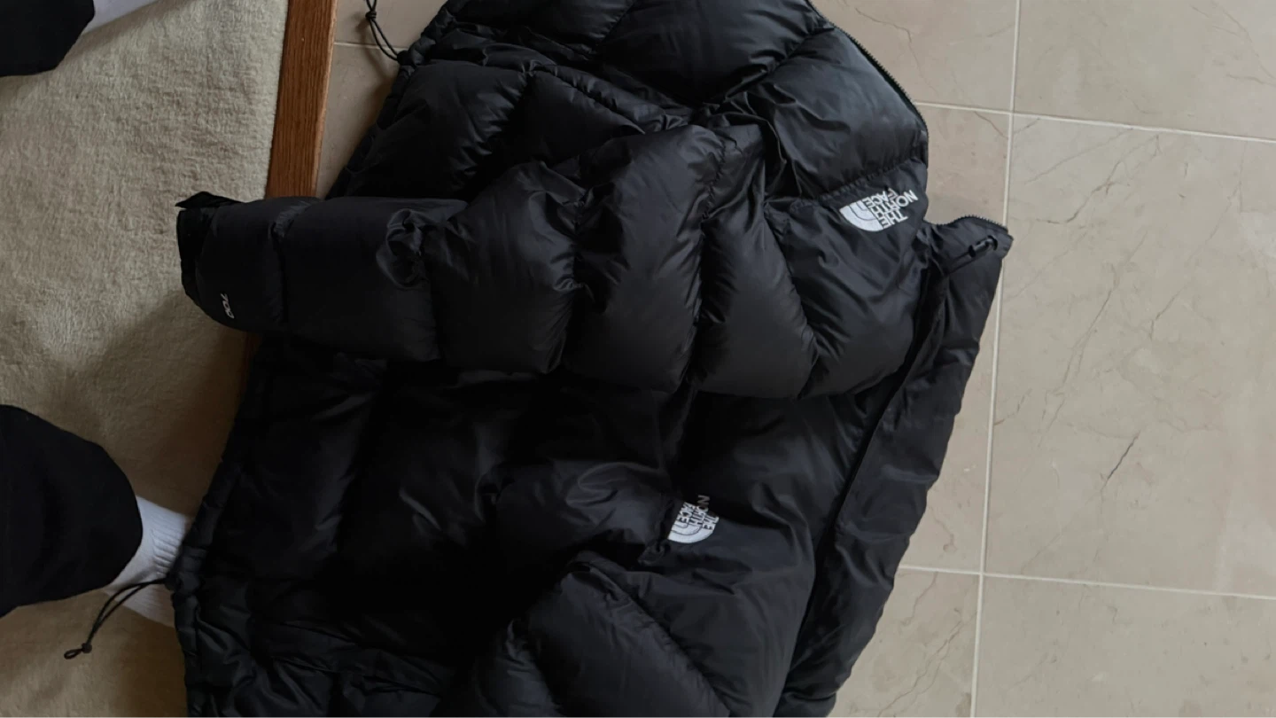 The North Face Black Down Puffer Jacket Size M - photo 3