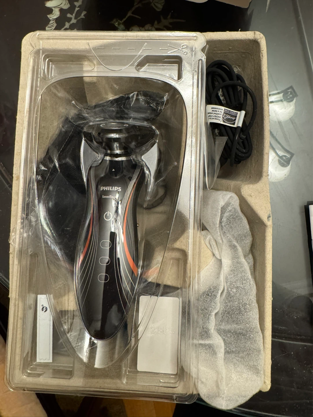 Brand New Philips Sensotouch Electric Shaver