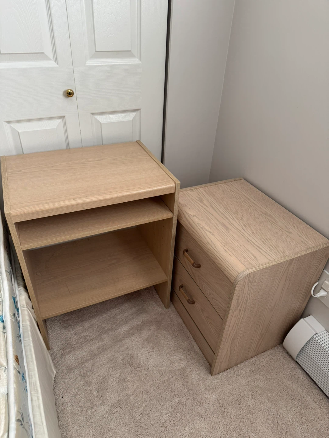 Single Bed w/Box Spring and Side Tables - photo 2