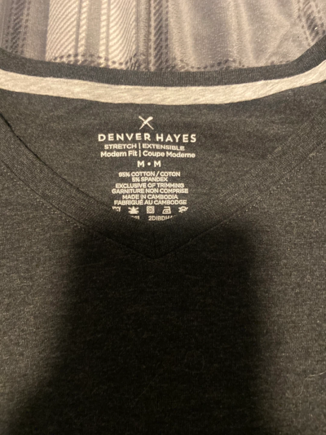 Mens Grey Denver Hayes T-Shirt Size Medium - photo 2