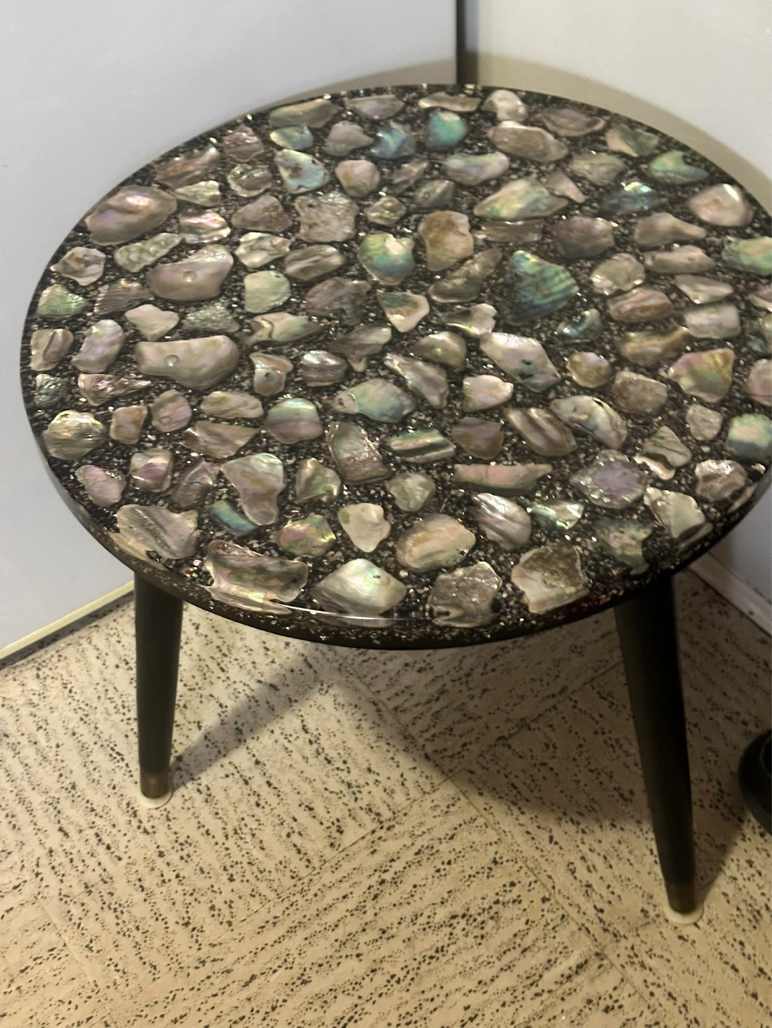 Mid Century abalone shell side table - photo 2