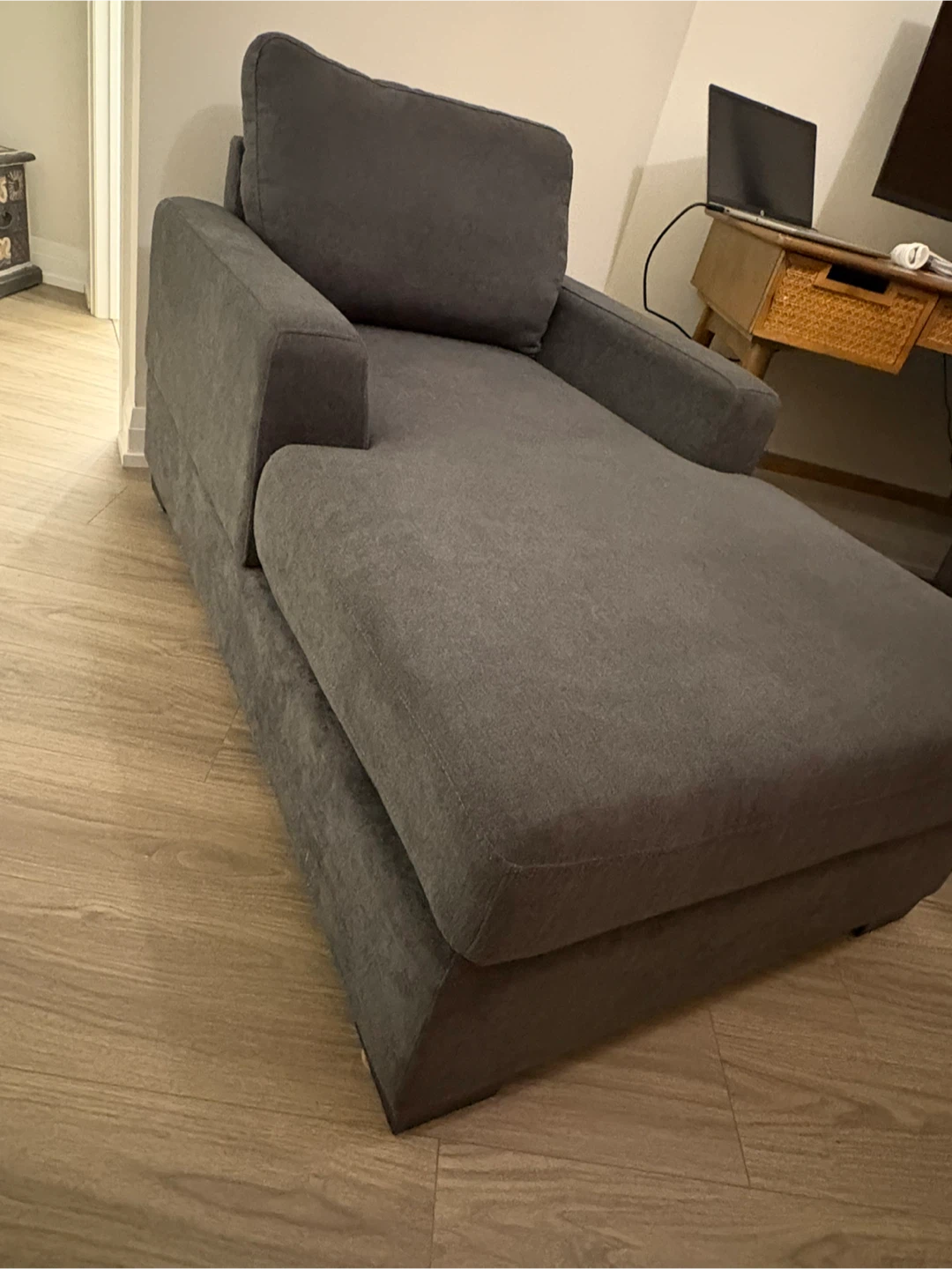 Structube Grey Chaise Lounge Chair - photo 2