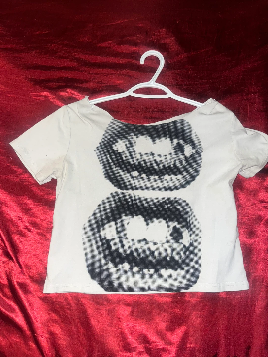 White T-Shirt with Double Lips Graphic