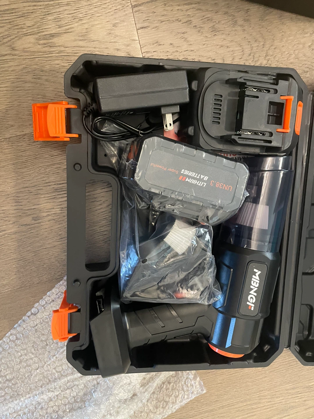 MBGNF Handheld Vacuum with 2 Batteries - photo 2