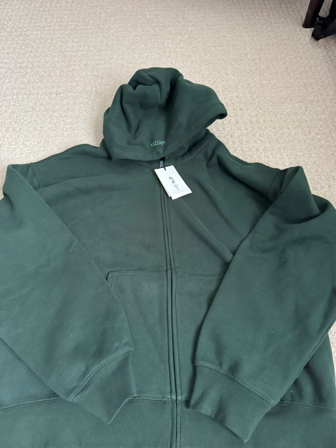 aritizia sweatfleece zip up hoodie scarab green nwt XL