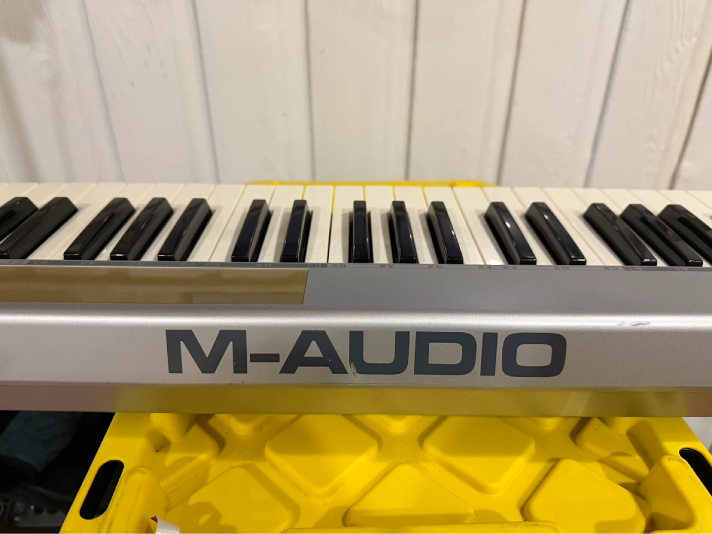 M-Audio MIDI 49e Keyboard Controller - photo 3