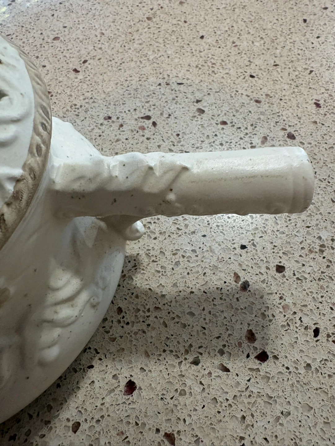 Vintage Hand Painted White Ceramic Potpourri Pot with Floral Lid - photo 3