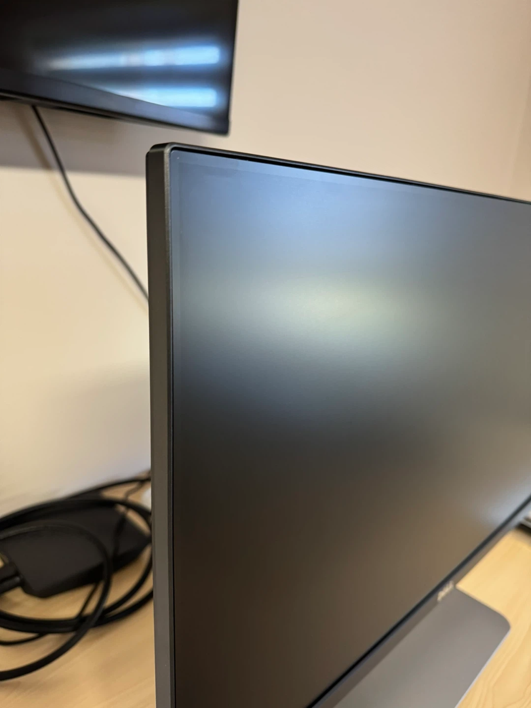 Dell UltraSharp 24” Monitor - photo 3