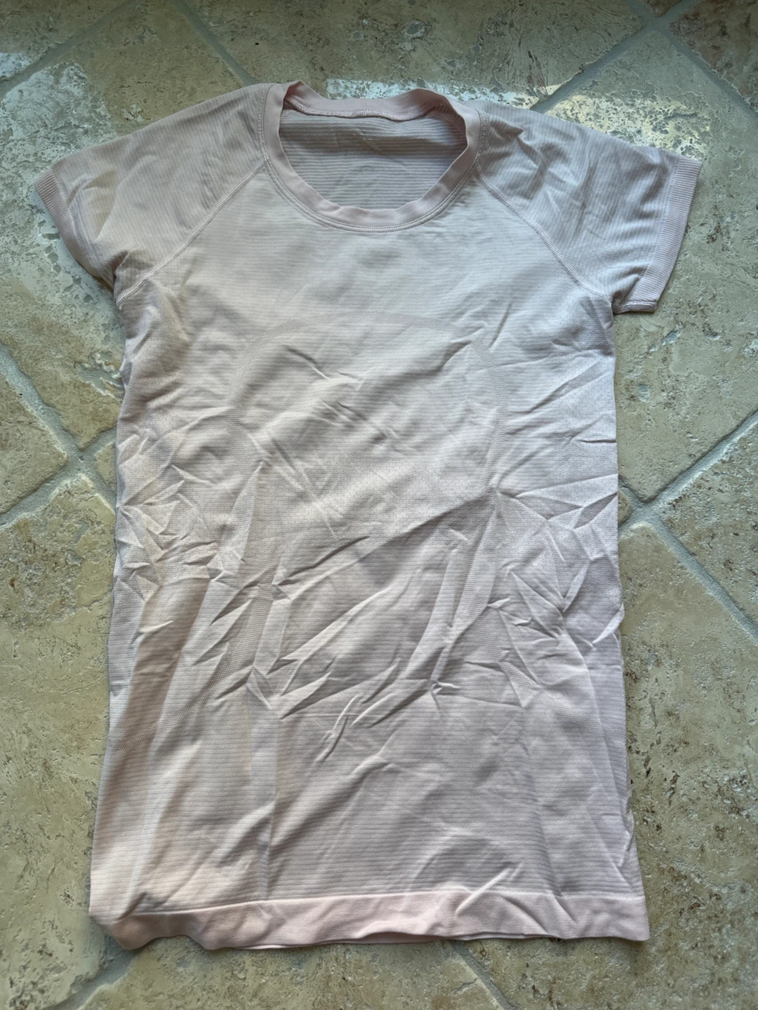 Lululemon Short Sleeve Shirt - Pink