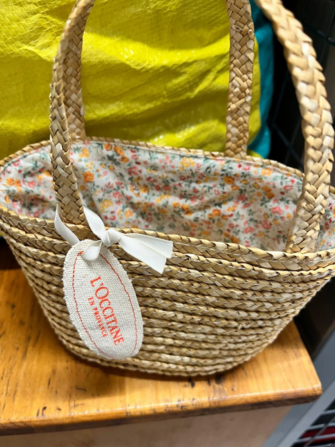 L'Occitane Woven Straw Basket Bag with Floral Lining - photo 4