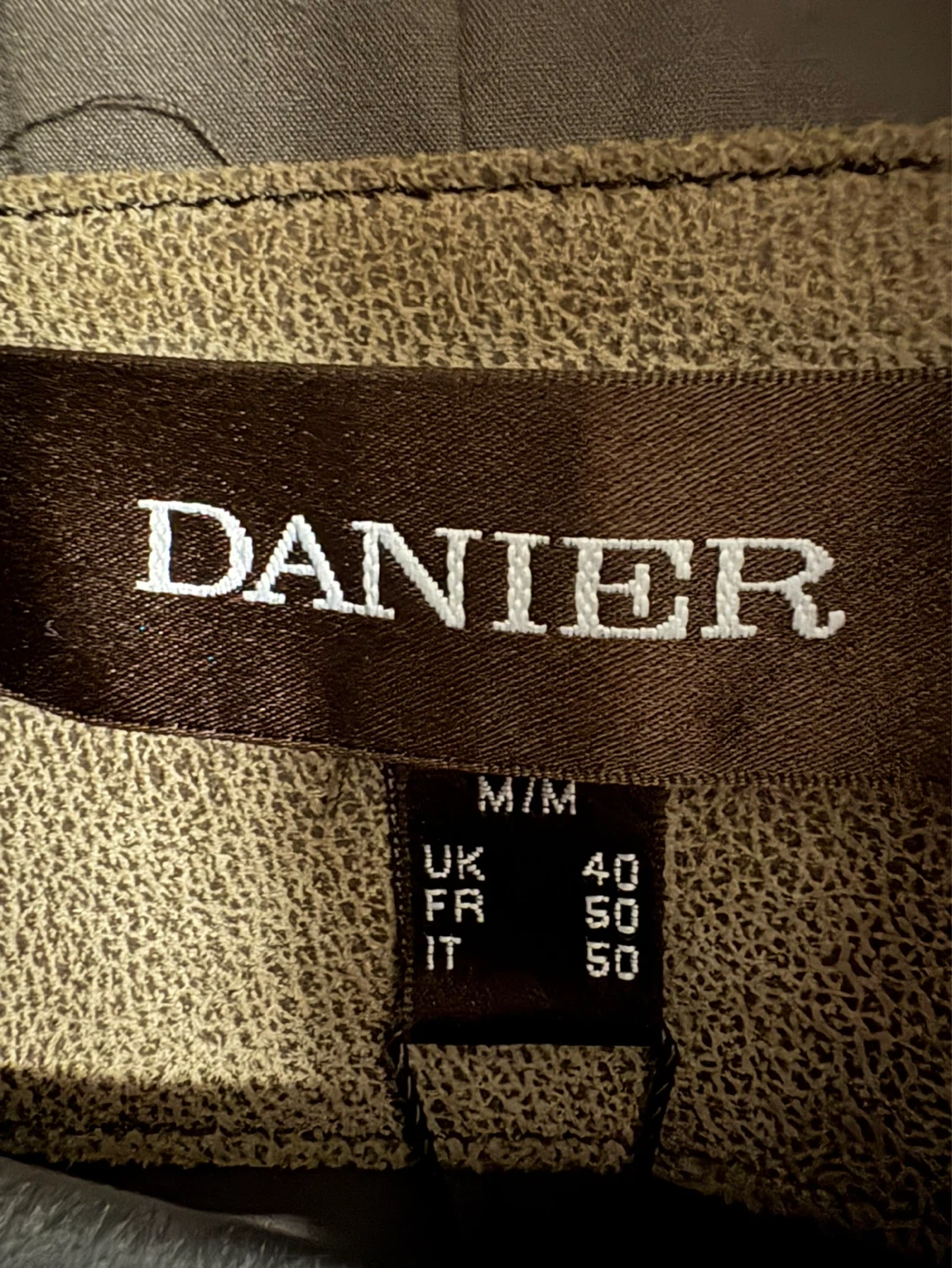 Danier Leather Jacket Size M/M - photo 3