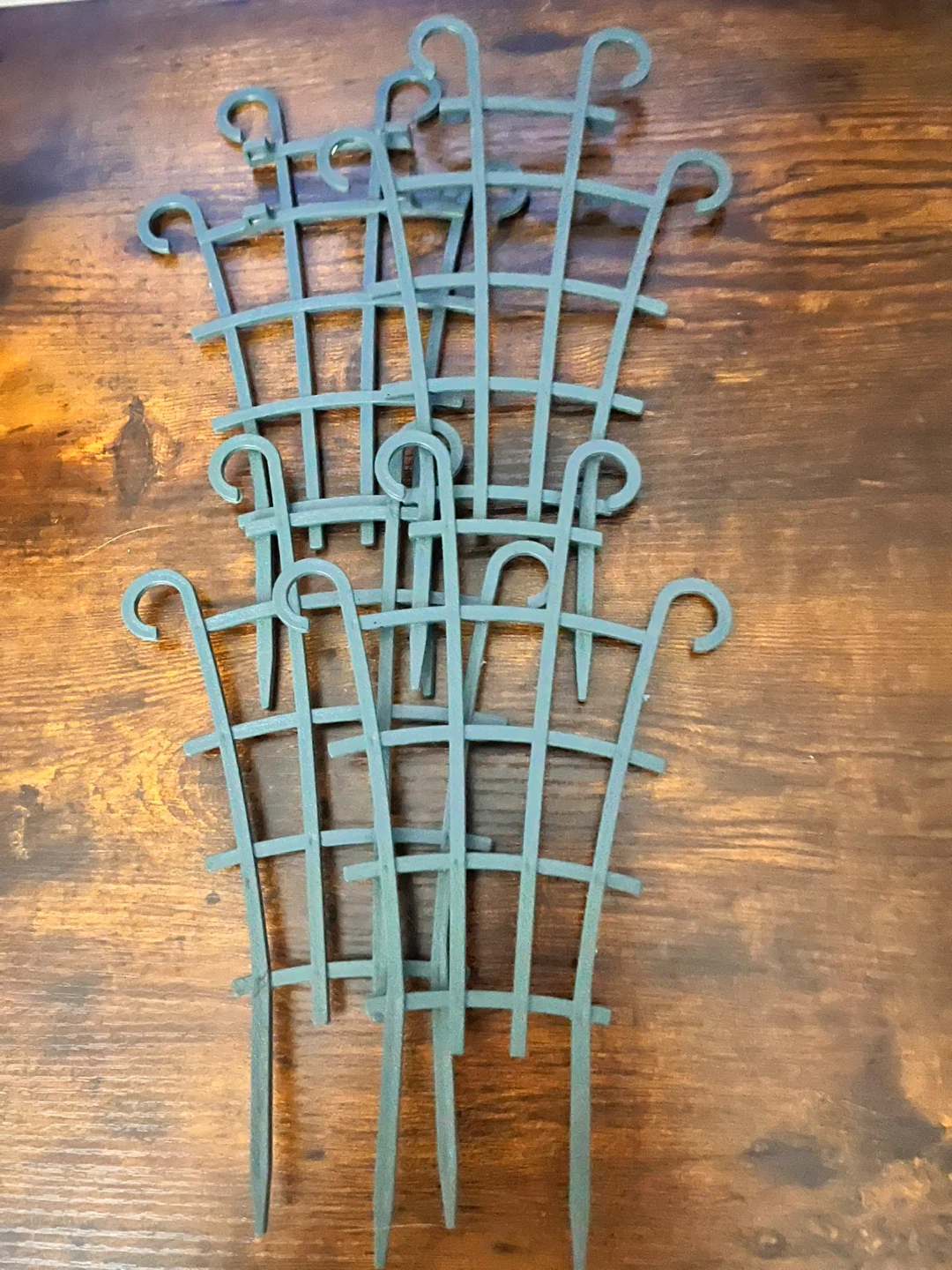Green Plant Trellis Supports (Set of 4)