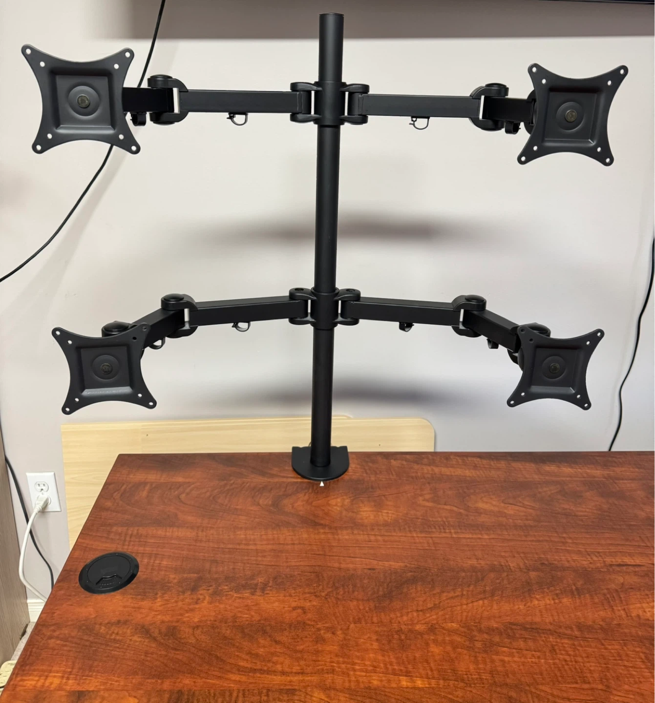 4-Monitors Desk Mount, Heavy Duty Stand - photo 3