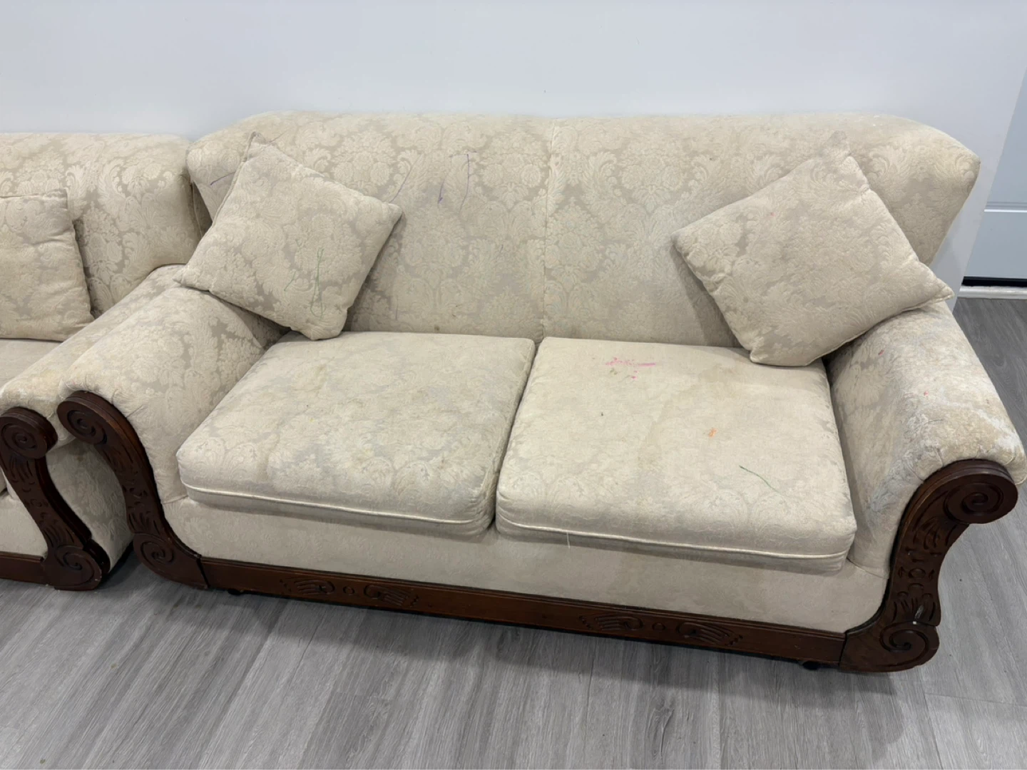 Cream Damask Sofa Set with Wooden Accents - photo 2