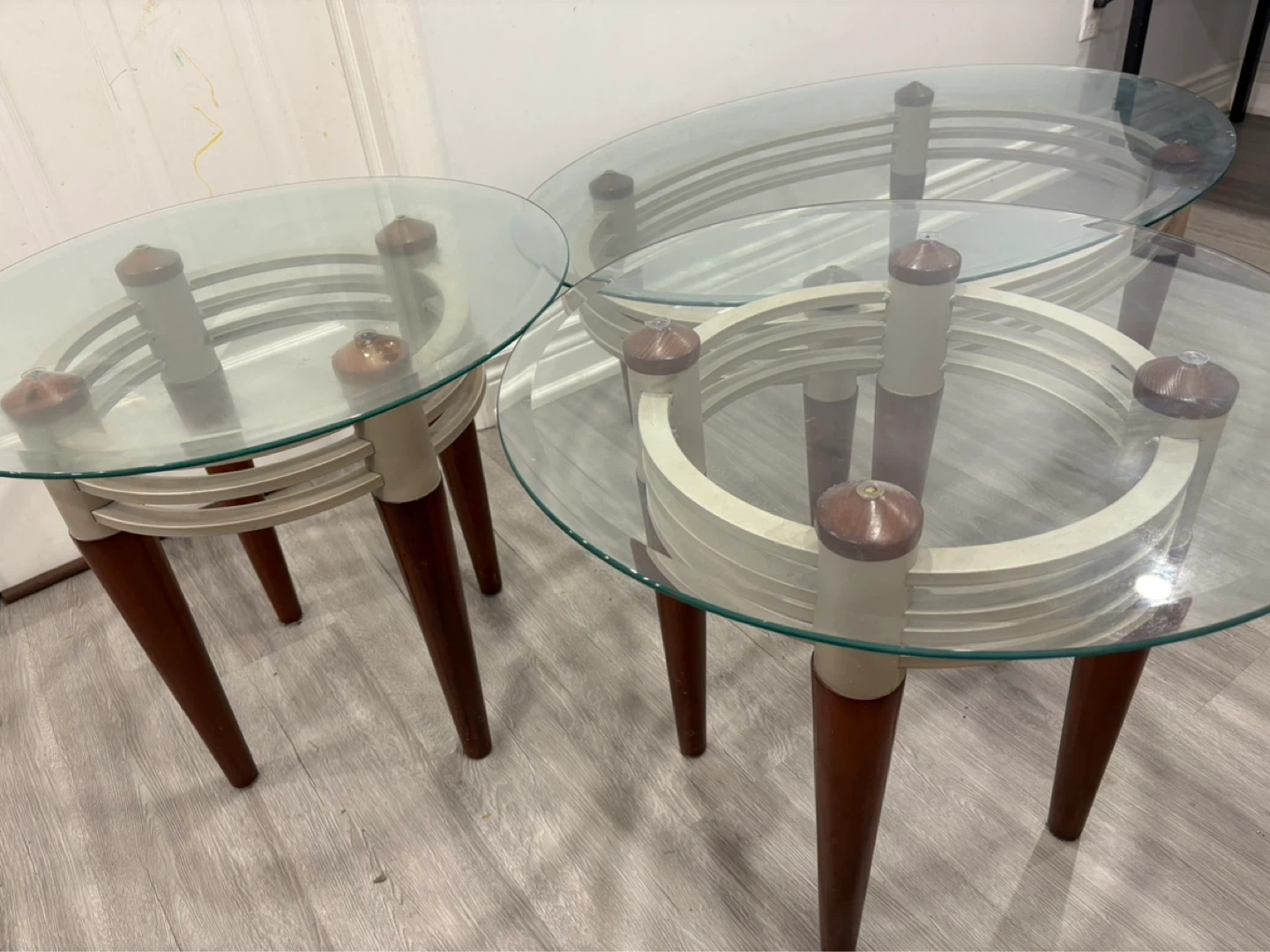 Set of 3 Glass Nesting Side Tables - photo 3