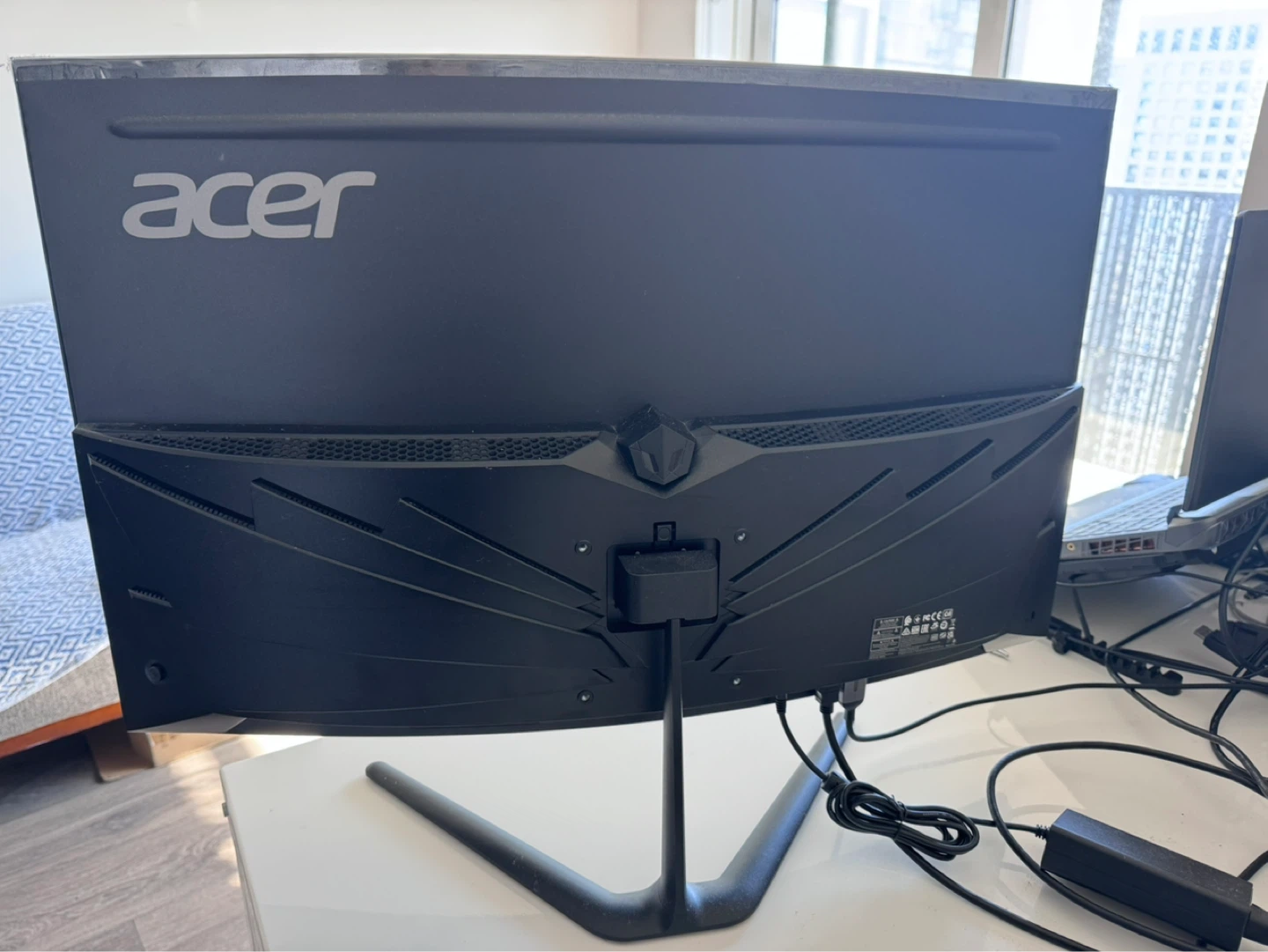 Acer Nitro ED3 31.5" Curved Gaming Monitor WQHD 240Hz - photo 2