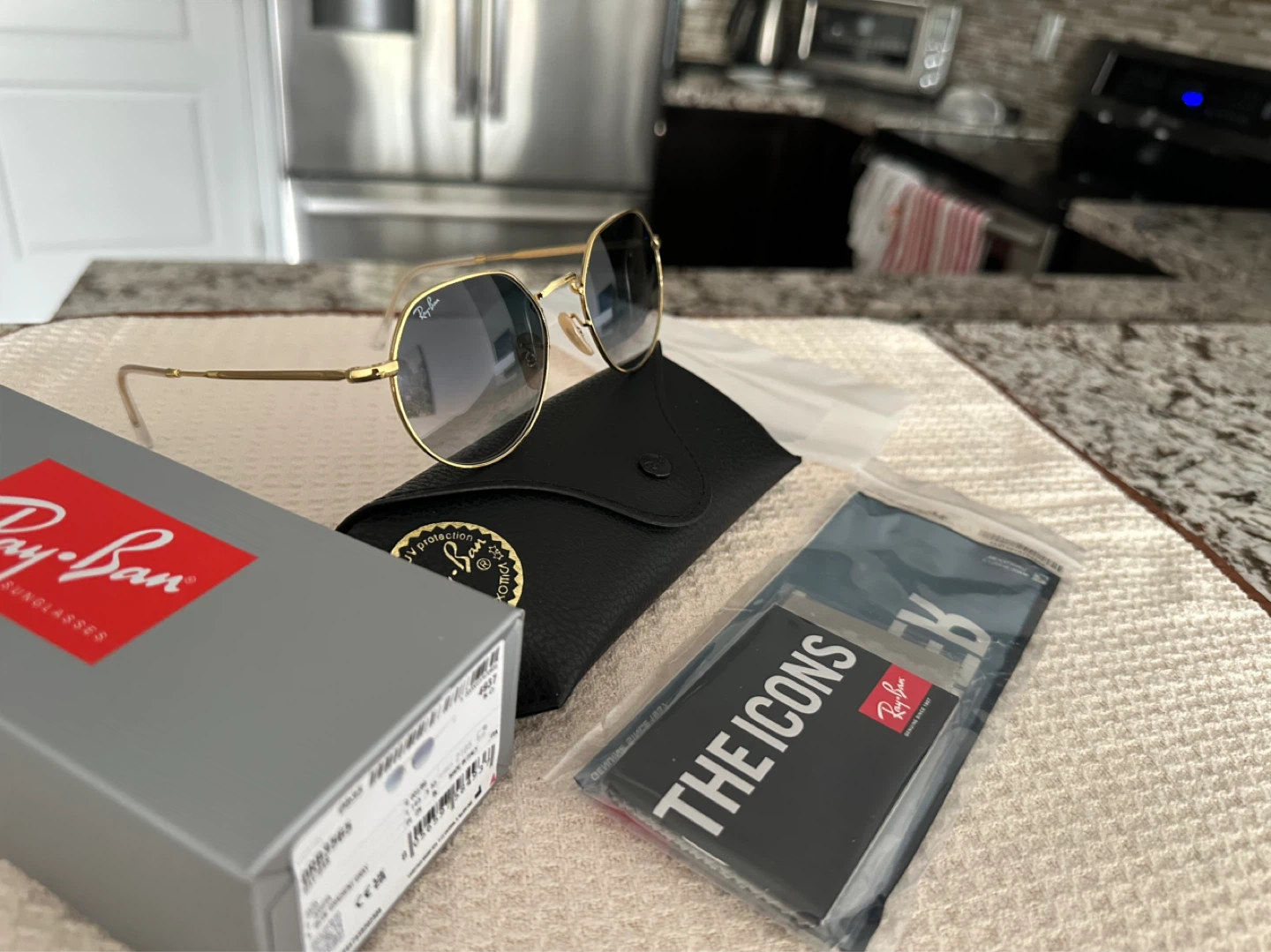 🕶️ Brand New in Box Ray-Ban Jack Sunglasses. MADE IN ITALY 🇮🇹