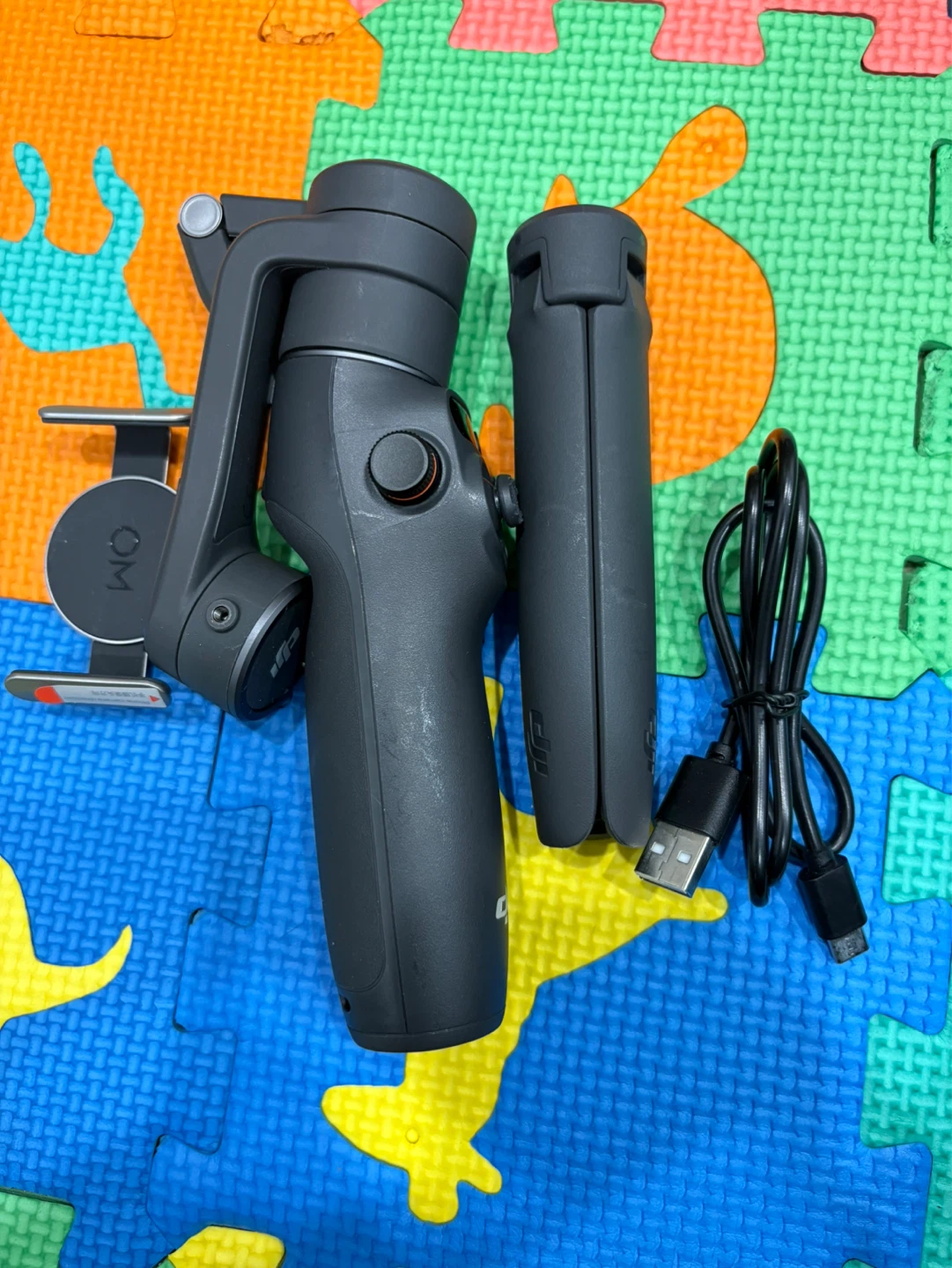 DJI OSMO Mobile 6 Smartphone Gimbal Stabilizer with Accessories - photo 2