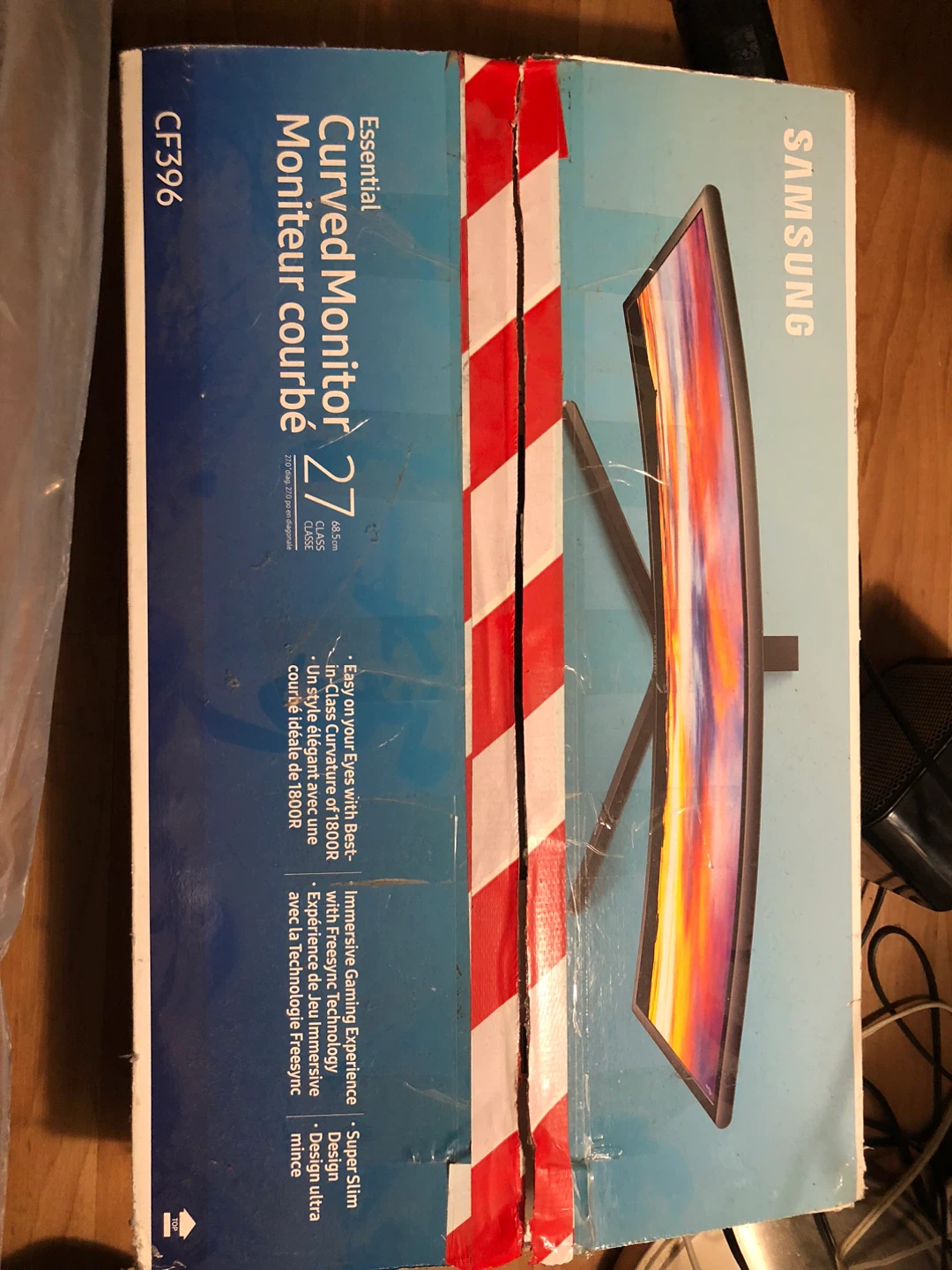Samsung Essential 27" Curved Monitor CF396 - photo 2