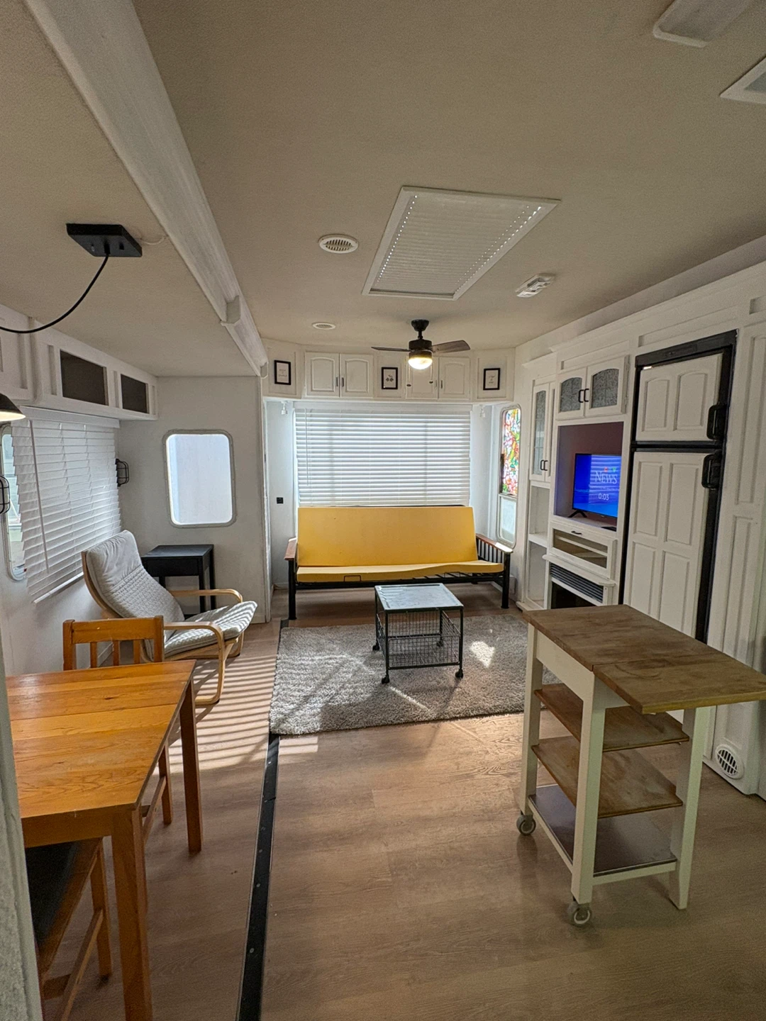 For rent 1 bedroom suite