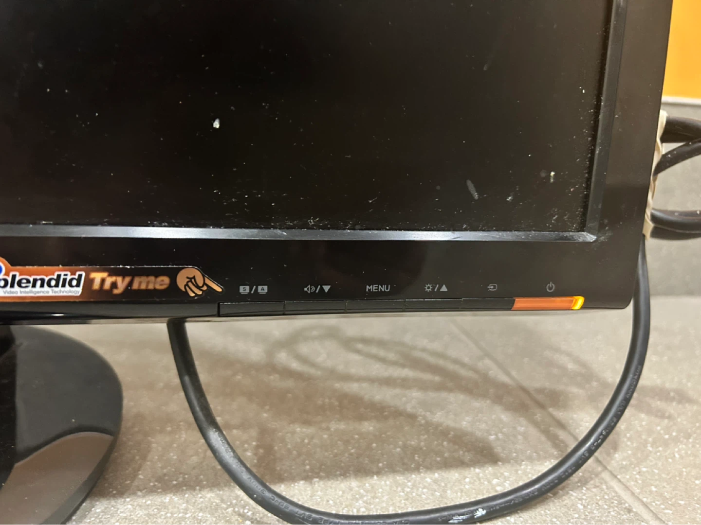 ASUS VH242H LCD Monitor - photo 2