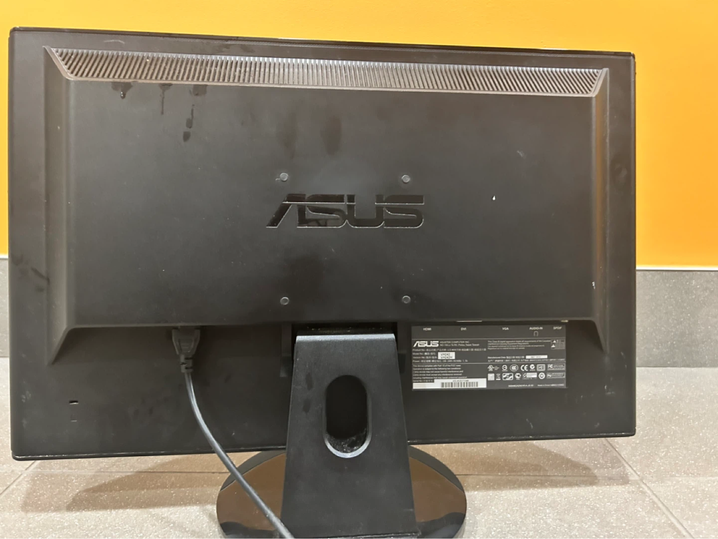 ASUS VH242H LCD Monitor - photo 4