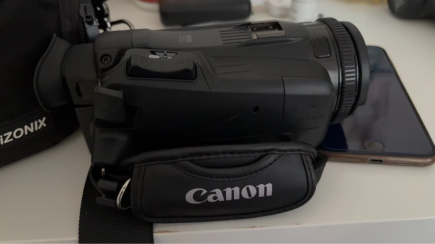 Canon VIXIA HF G70 4K Camcorder