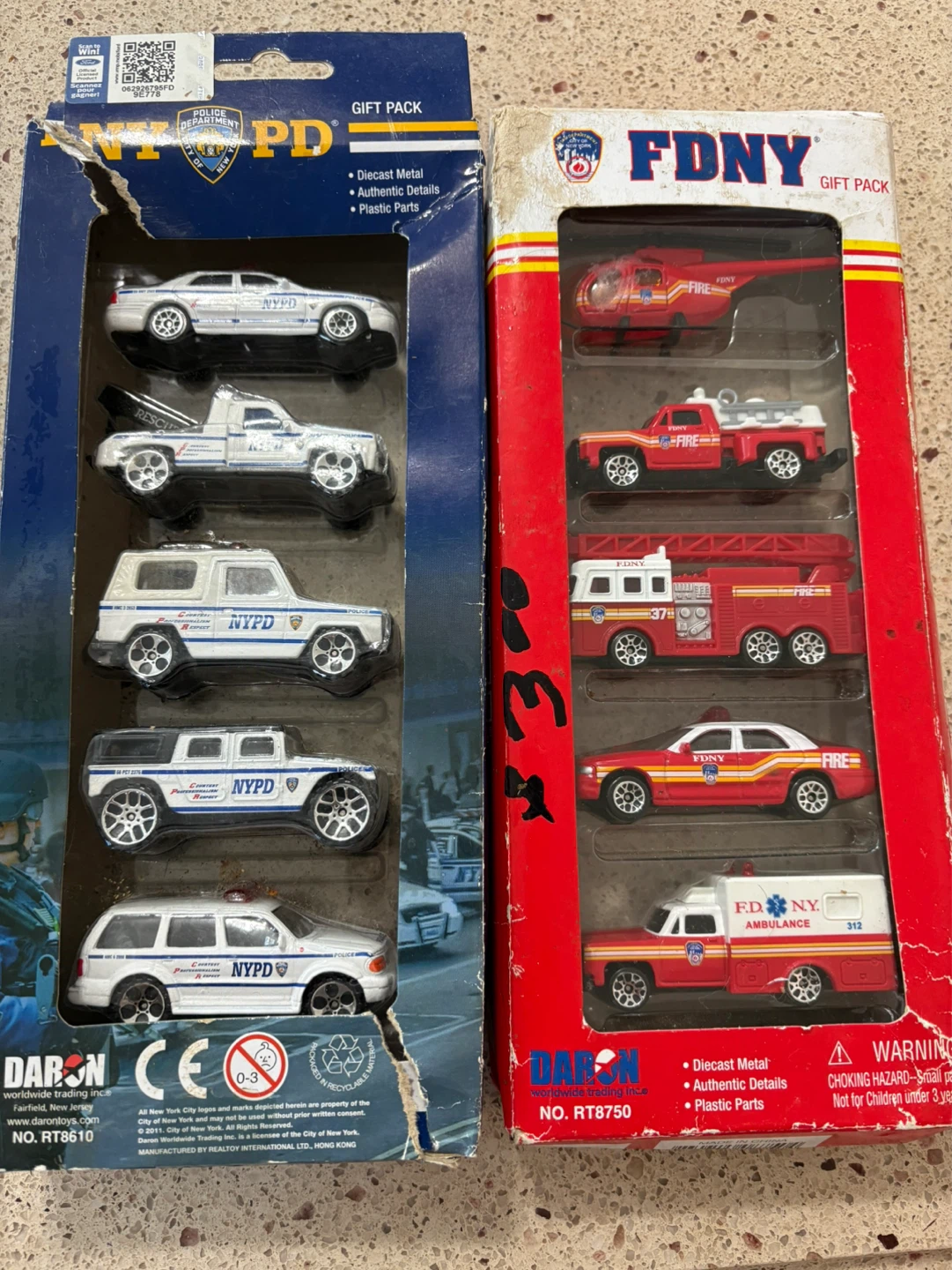 Daron NYPD & FDNY Diecast Toy Car Gift Packs
