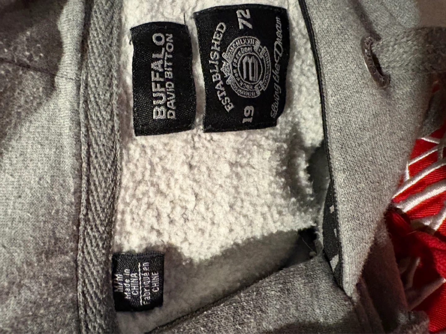 Hoodies Size Medium - photo 2