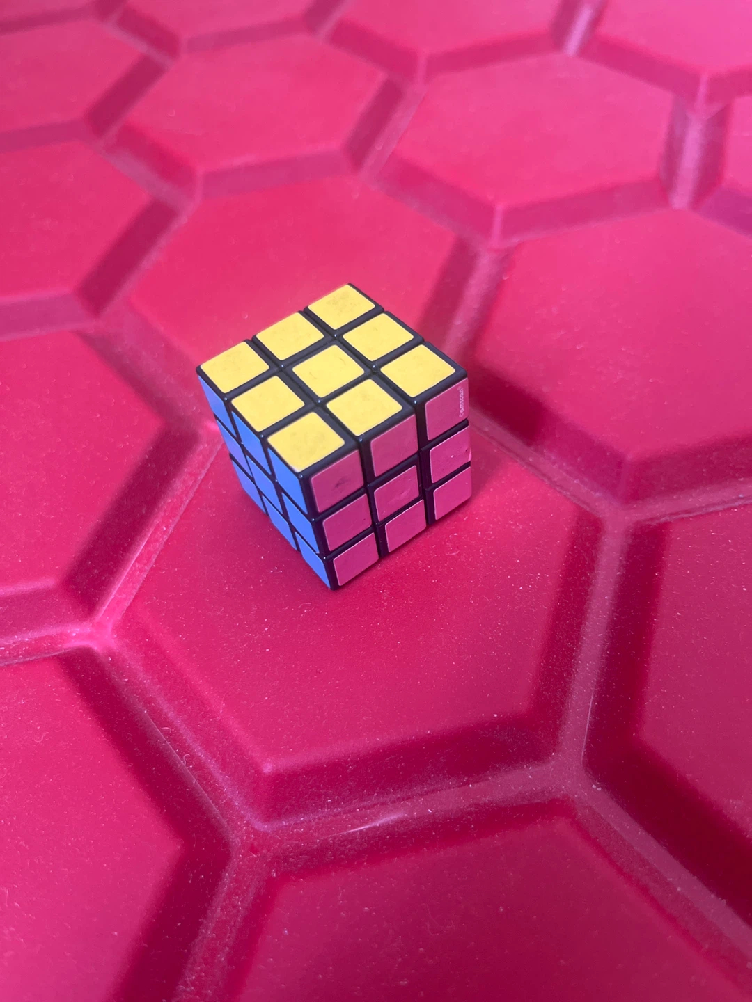 Tiny Rubik's Cube 3x3 Puzzle