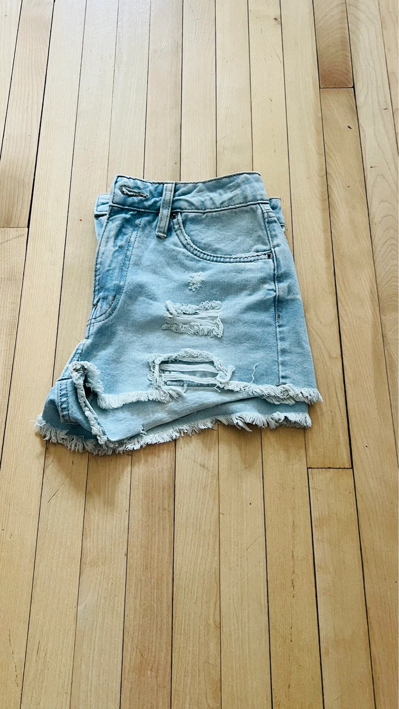Shorts en jeans CHELSEA girl délavés troués - photo 2