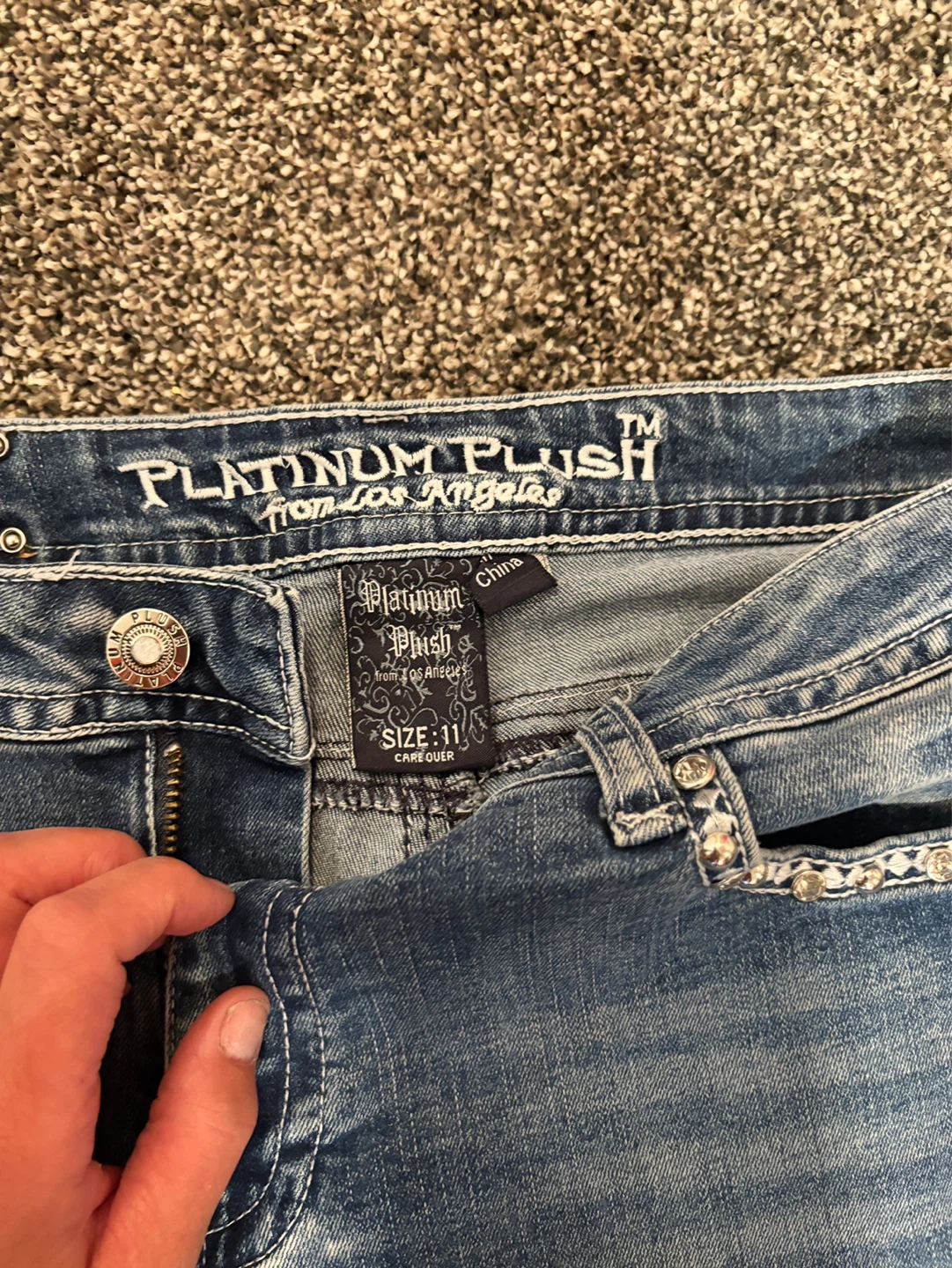 Platinum Plush Women's Jeans Size 11 - photo 3