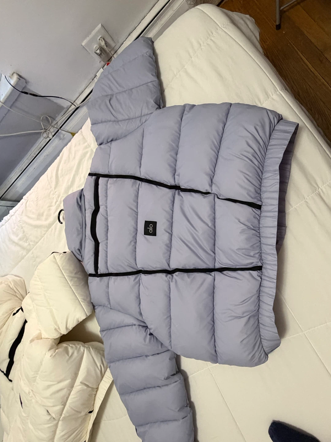 Alo Puffer Jacket