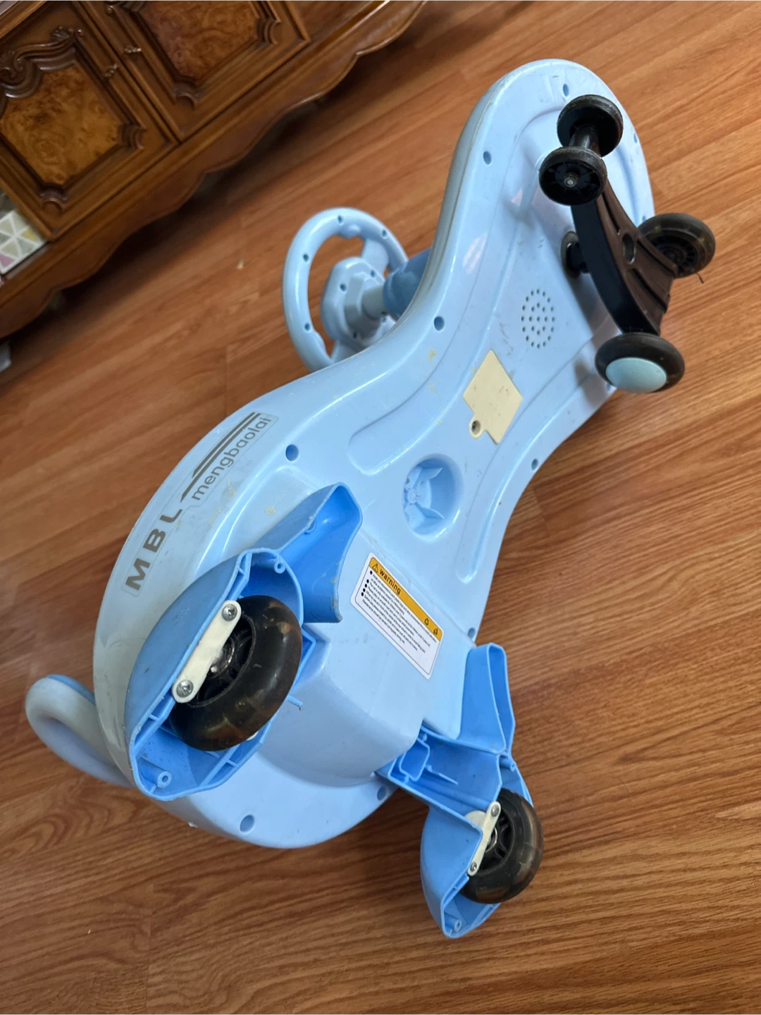 Light Blue Ride-On Swivel Car - photo 2